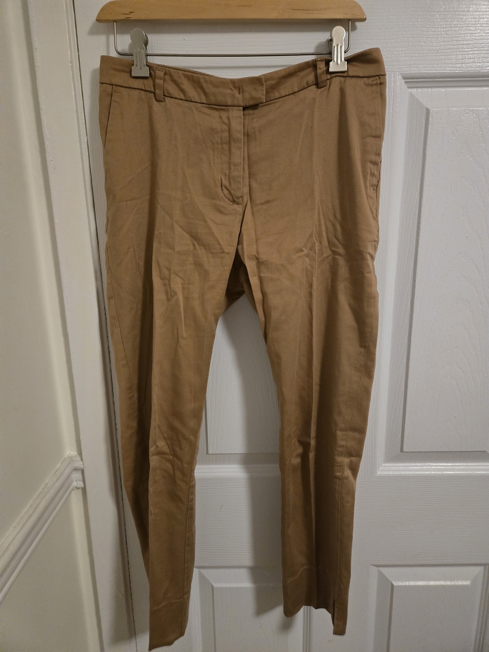 H&M Women's Cropped Chino Pants in Tan